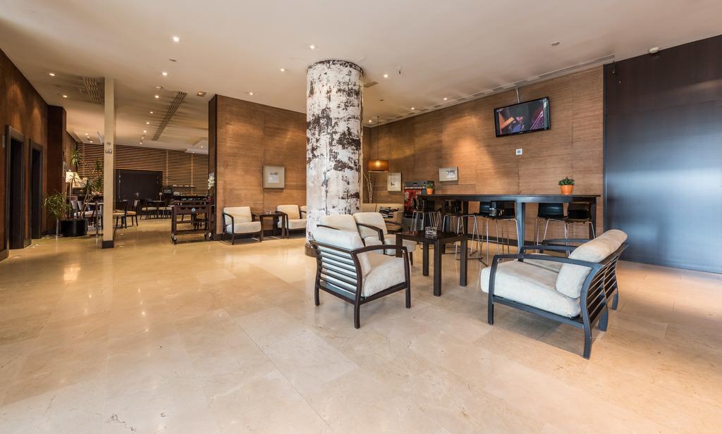 Hotel Mercader Madrid Kültér fotó